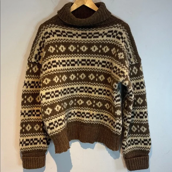 Handmade Brown Patterned wool  Turtleneck Sweater size S/M - Picture 10 of 10